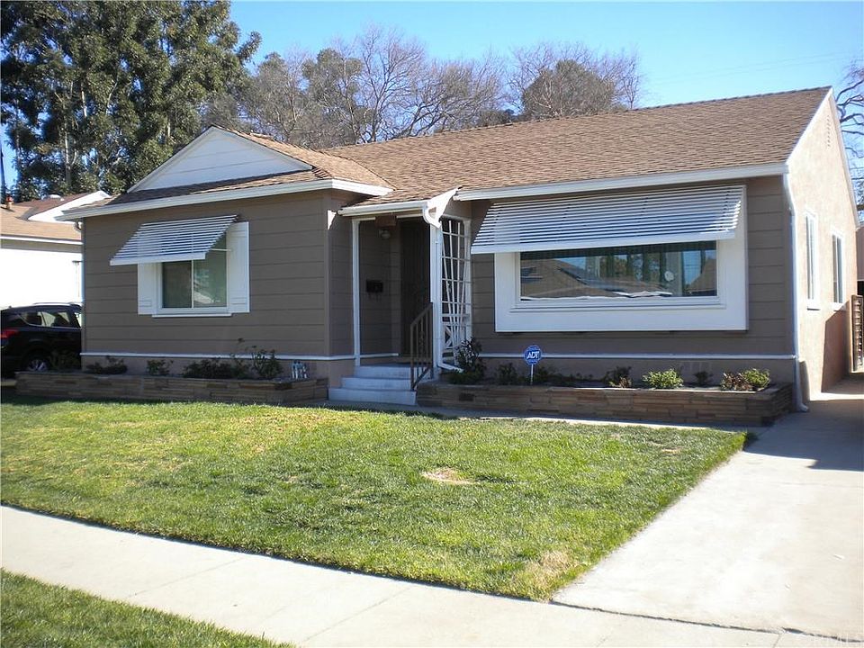 2nd image of 5628 Verdura Ave