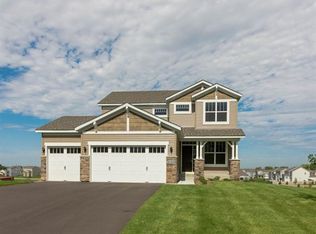 8039 21st Avenue East Dr, Shakopee, MN 55379