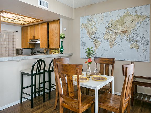 5th image of 2224 River Run Dr Unit 148