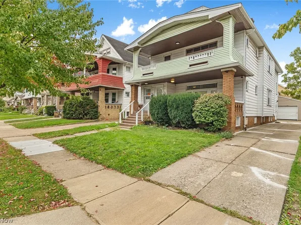 2126 Chesterland Ave, Lakewood, OH 44107