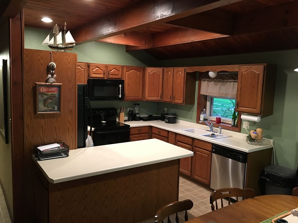 N3274 White Lake St, Weyauwega, WI 54983 Zillow