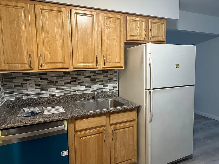 510 Green Hollow Dr — Photo 4