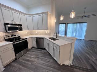 610 Masthead Ct, Tampa, FL 33602