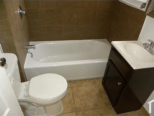 Studio, 550 sqft, $1,650 — Photo 2