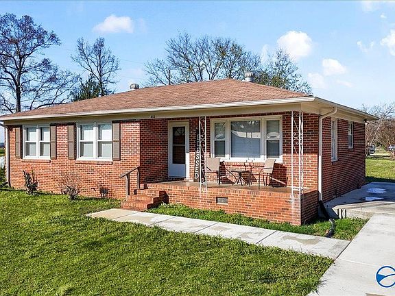 2nd image of 853 Charley Patterson Rd