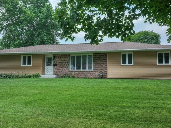 600 5th Ave, Ackley, IA 50601