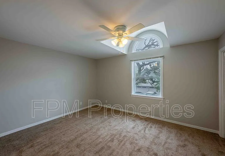176 E Coast Dr — Photo 34