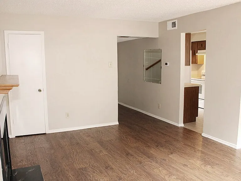 1725 E Grauwyler Rd #138 — Photo 6
