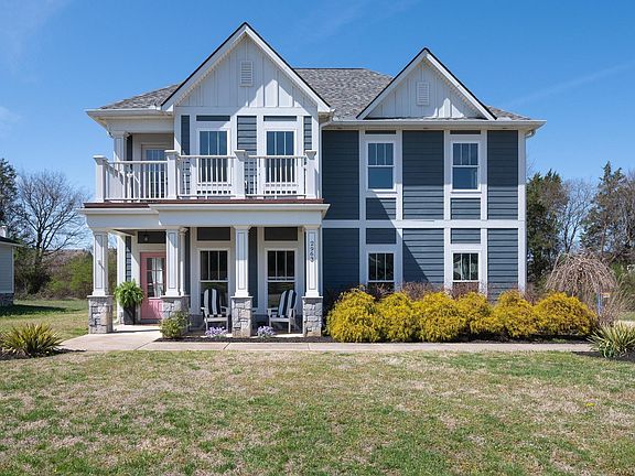 2nd image of 2963 Emery Rd