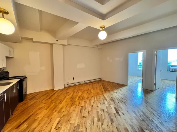 29-28 41st Avenue 701 image 1 of 6