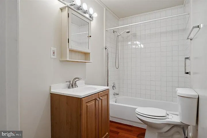 636 S Monroe St — Photo 23