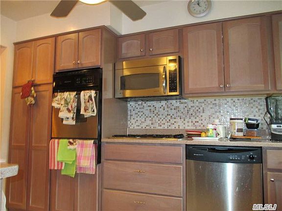 5th image of 13712 157th St
