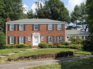 53 Hickory Pl, Livingston, NJ 07039