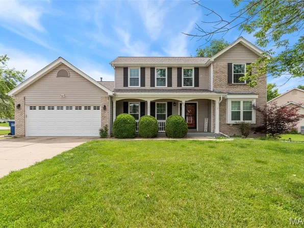 91 Beringer Ct, Saint Charles, MO 63304