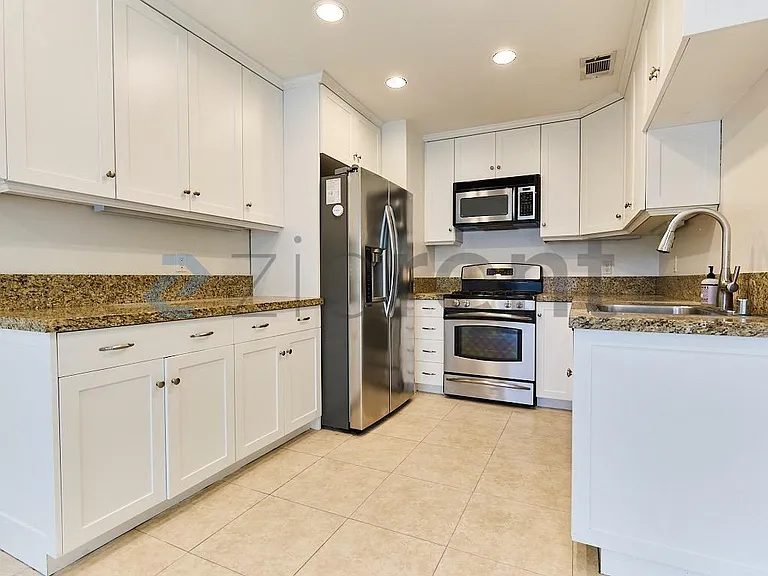 20402 Santa Ana Ave #11 — Photo 5