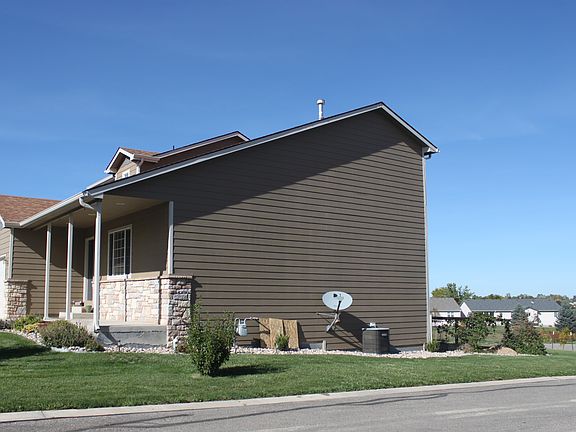 3rd image of 4720 Sunvalley Dr.