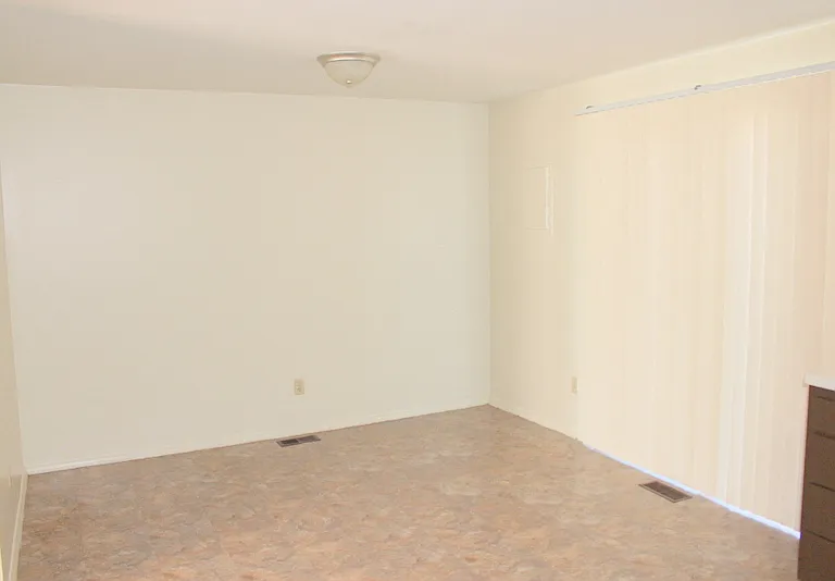 7529 Mount Rainer Dr — Photo 5