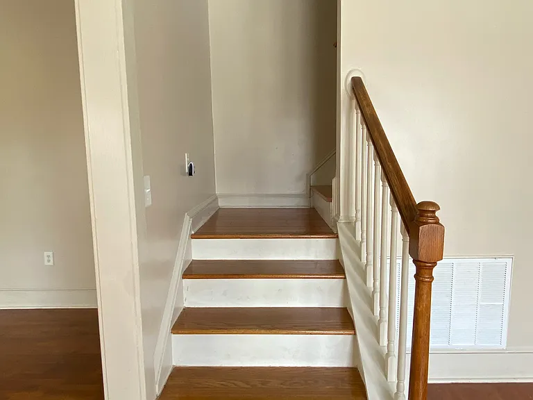 505 S Beaty St — Photo 11