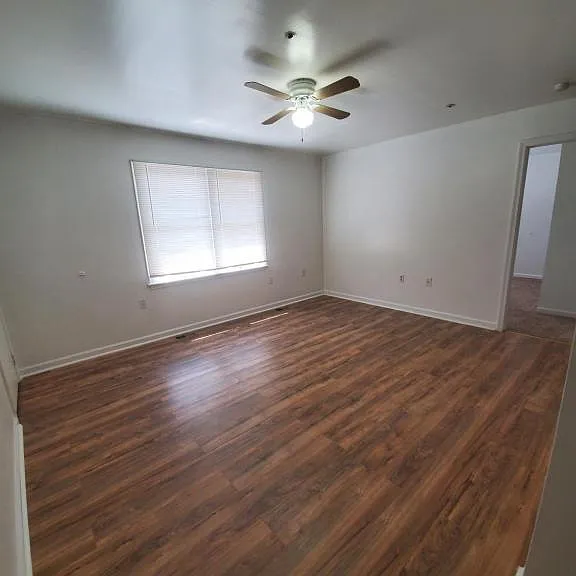 242A Hollingsworth Mnr — Photo 4