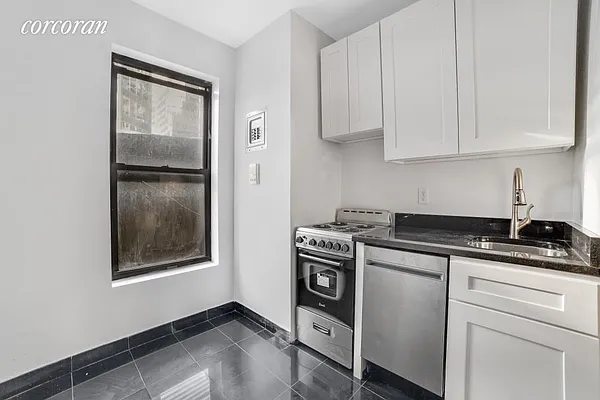 Rented by Corcoran | media 16