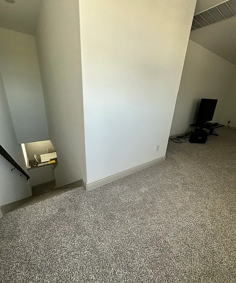 3125 Lucia Way — Photo 16