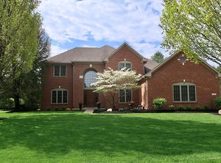 5781 Gyrfalcon Pl, Carmel, IN 46033