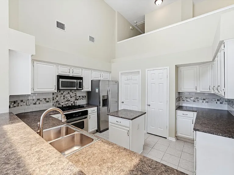 7419 Timber Ridge Trl — Photo 9