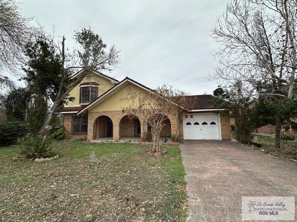 1026 E Garza St, Hidalgo, TX 78557