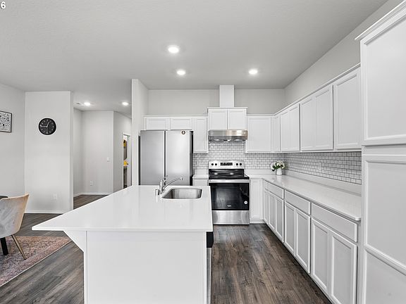 5th image of 6703 NE 139th Pl