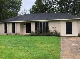 202 Brigadoon Ln, Friendswood, TX 77546