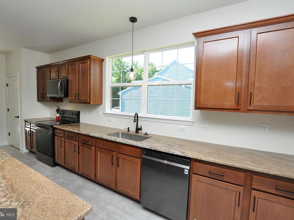 373 Minck Ave, West Berlin, NJ 08091 Zillow