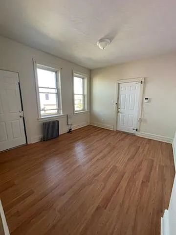 887 Broadway #3