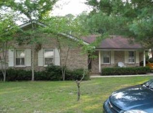 605 Pine St W, Hampton, SC 29924