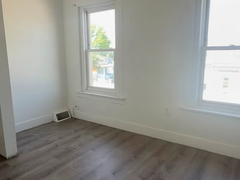 717 Birch St — Photo 6