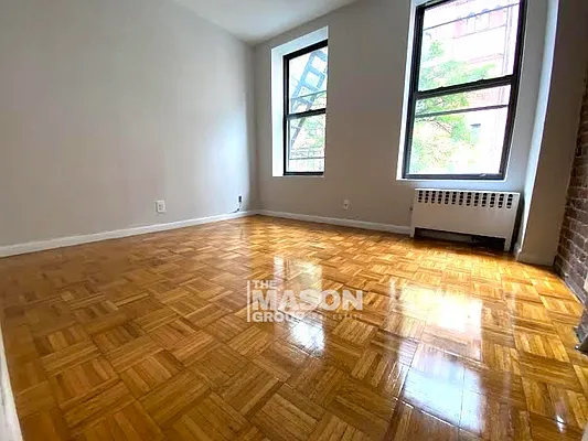 Rented by Mason Group LLC | media 28