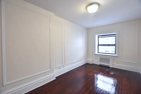 Rented by Compass | media 7