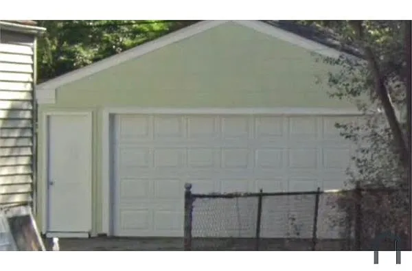 Building Photo - 17614 Brady