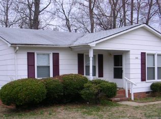 3840 Queen Anne Cir, Winston Salem, NC 27106