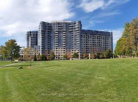33 Cox Blvd