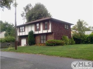 1800 Hillview Ave, Wall Township, NJ 07719