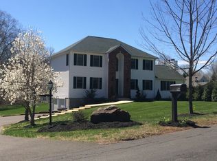 56 Line Rd, Northford, CT 06472