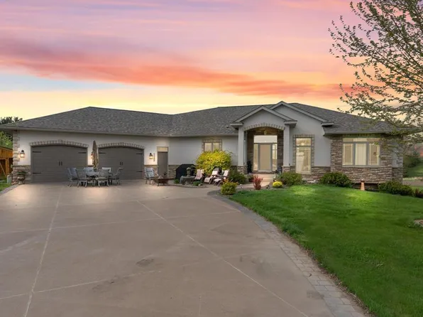 11183 Country Dr, Pine City, MN 55063