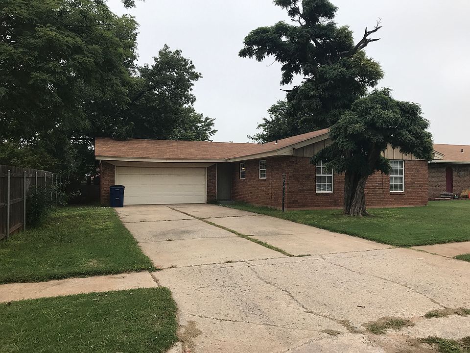 1st image of 435 W Greenwood Dr