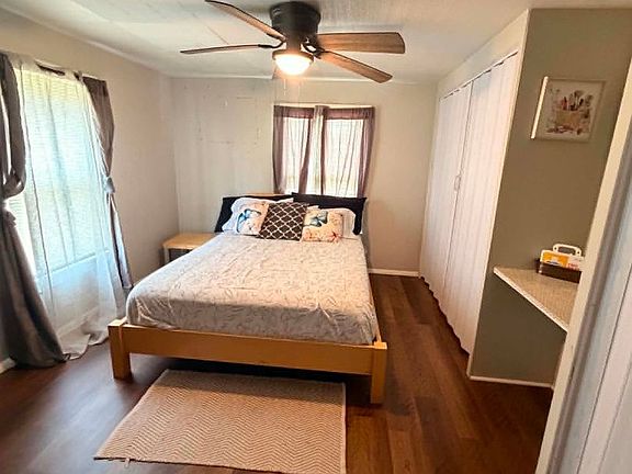 5th image of 1401 1/2 S Sergeant Ave