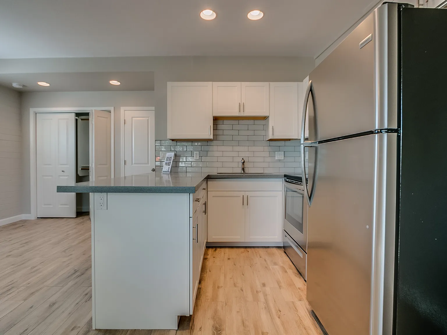 1008 S Mariana St, UNIT 3, Tempe, AZ 85281-4170 — Photo 4
