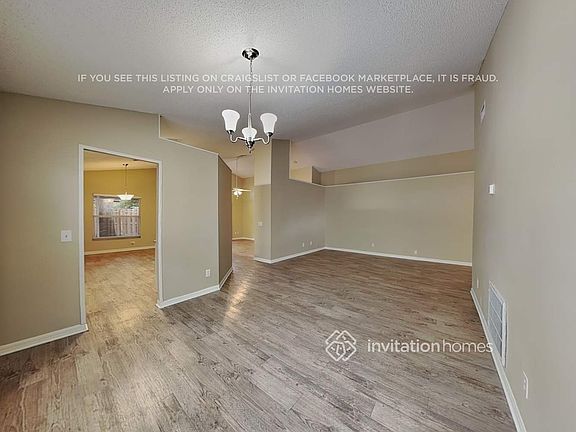 4th image of 13768 Meadowpark Ave