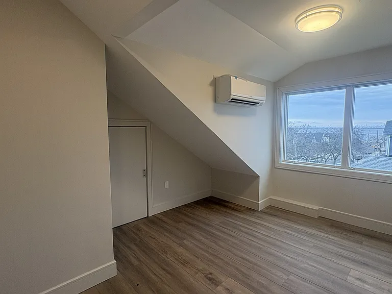 512 Beach 130 St #3A — Photo 12