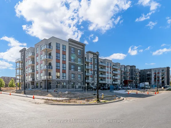 4 Kimberly Ln #519, Collingwood, ON L9Y 0Z7