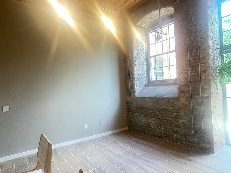 400 Mills Ave #107 — Photo 13