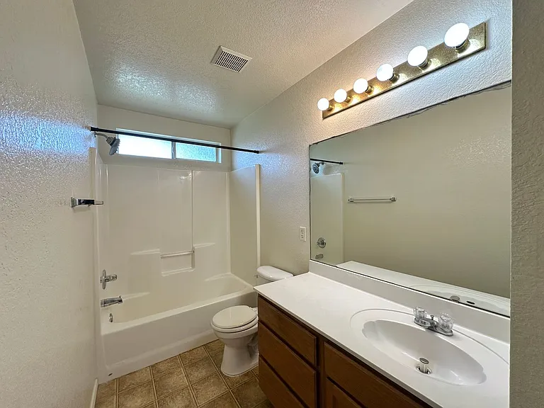 5202 Lauren Lea Dr — Photo 22